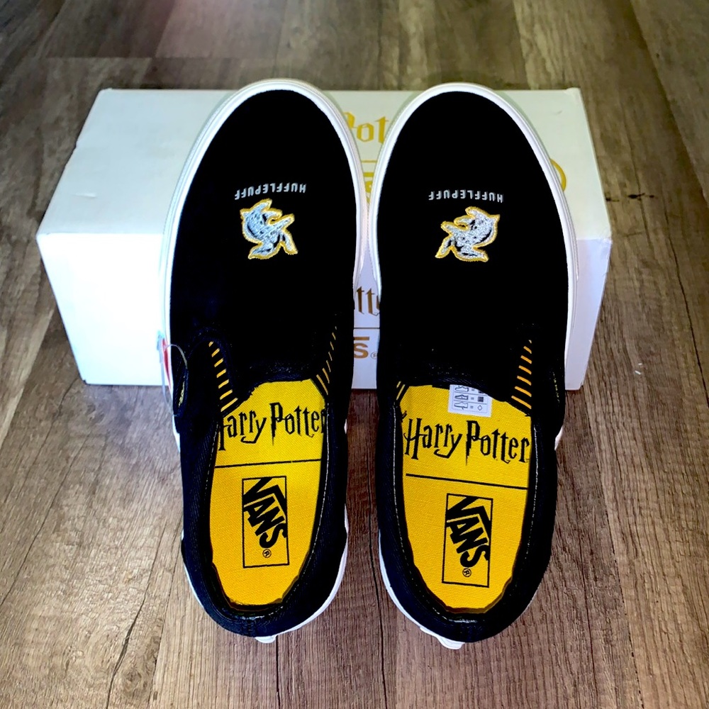 Vans x HARRY POTTER™ Hufflepuff slip-on sneakers